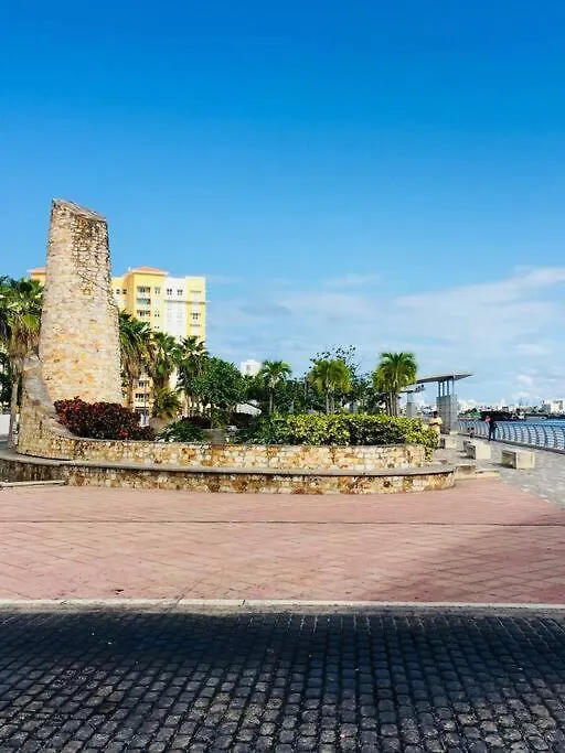 Big Place 2 Bedroom 3 Beds, Wf, Tv, Balcony & Parking San Juan Lägenhet